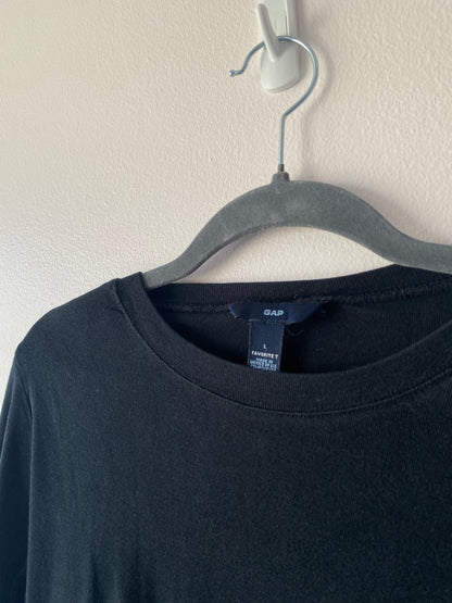 Black Gap Longsleeve