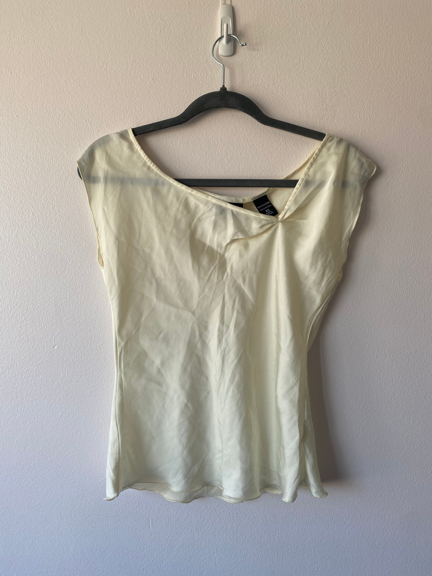 NY&Company White Asymmetric Top